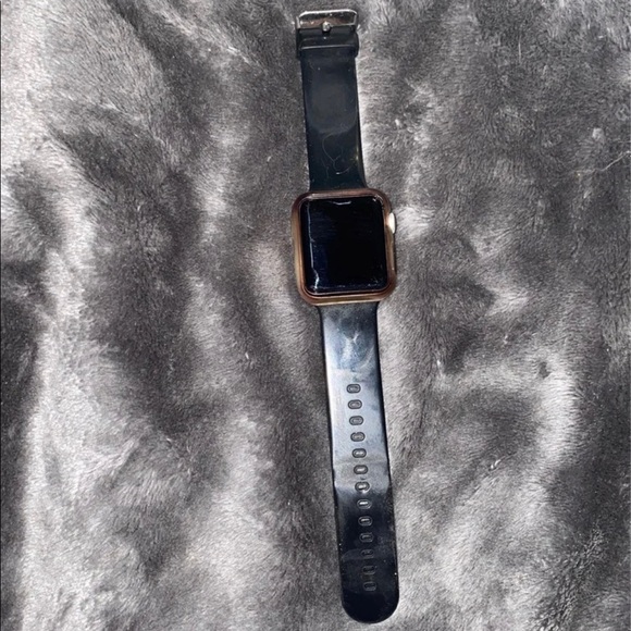 Apple Watch Series 3 - Picture 2 of 4